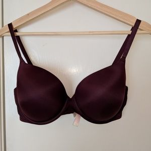 Bundle and save NWOT VS 'Pink' bra in Burgundy